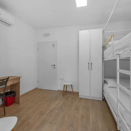 Elli Hostel Split