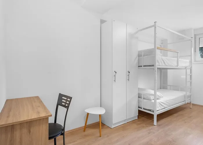 Elli Hostel Split