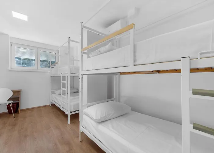 Hostel Elli *